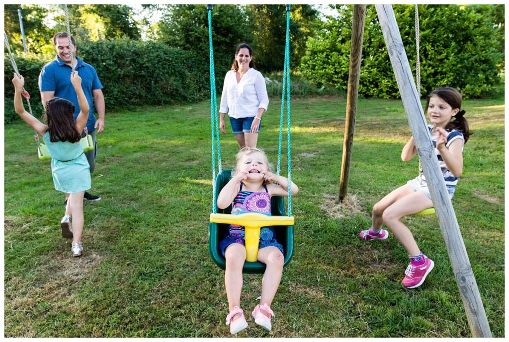 seance famille a domicile - photographe famille normandie - audrey guyon