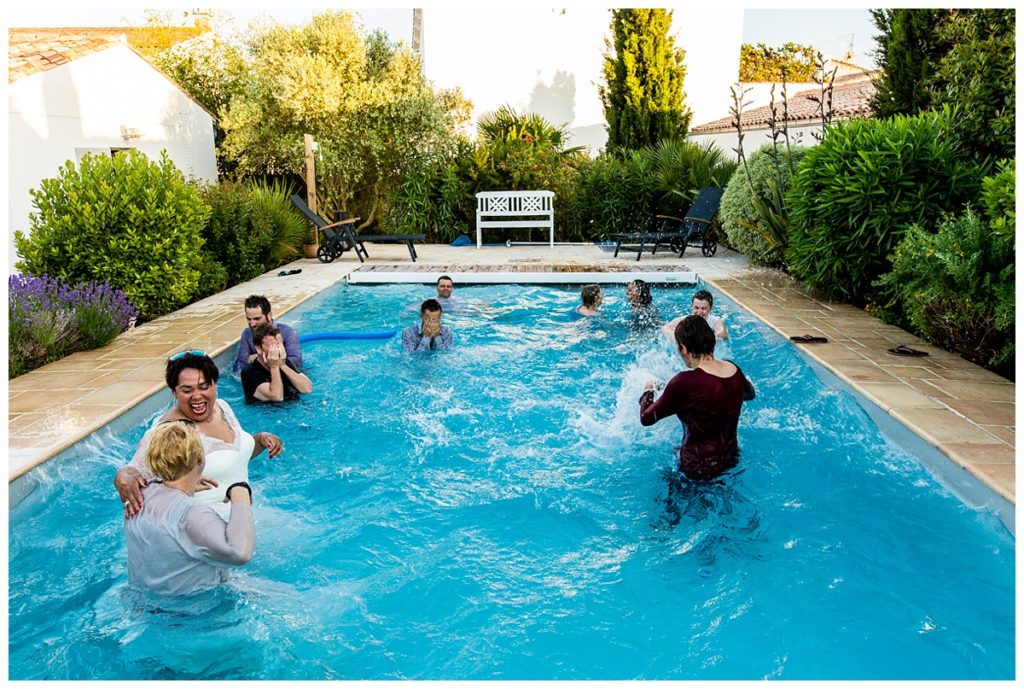 mariage dans une piscine