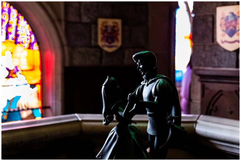 séance engagement à disneyland paris par audrey guyon photographe mariage en normandie