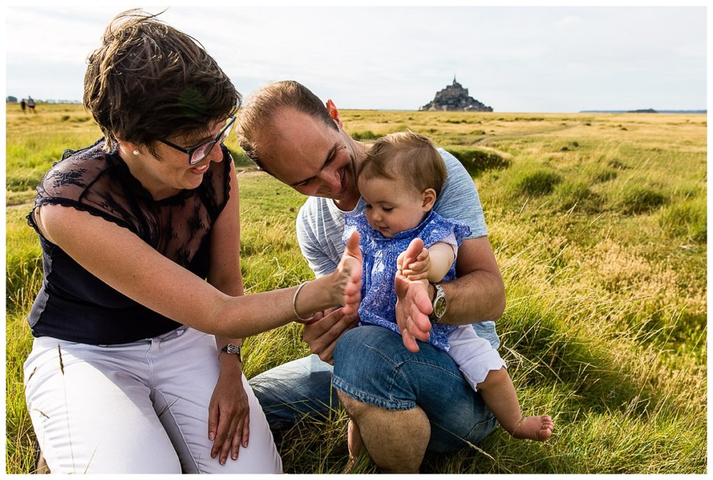 mont saint michel, demande en mariage surprise, seance photo famille, audrey guyon, photographe interprete, photographe emotions, family shoot, family photographer, photographe famille manche, photographe normandie, photographe lifestyle, demande en mariage, proposal