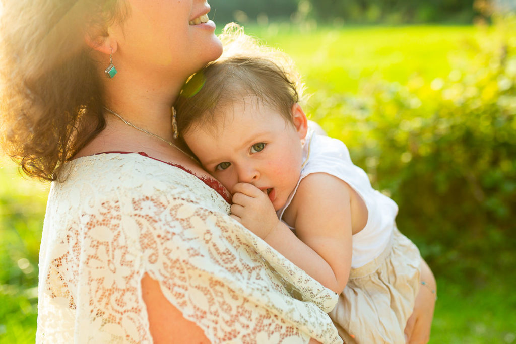 petite fille et sa maman audrey guyon photographe famille normandie