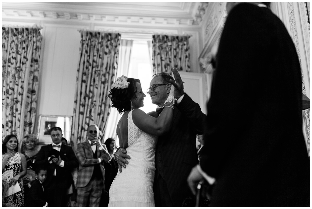 mariage d'émotions au chateau de courtomer en normandie, audrey guyon photographe en normandie