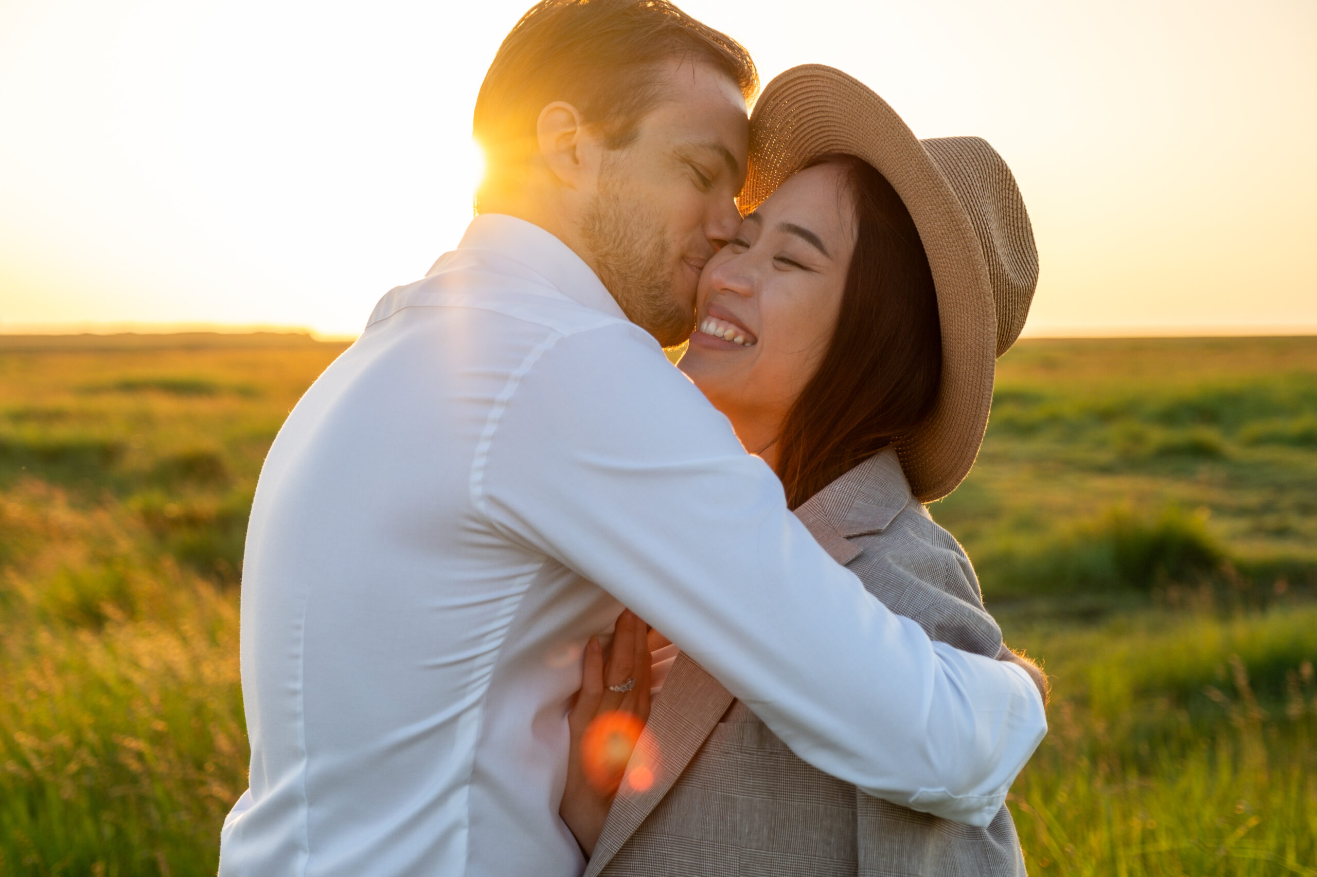 seance photo couple mont saint michel - photographe famille normandie - contact audrey guyon