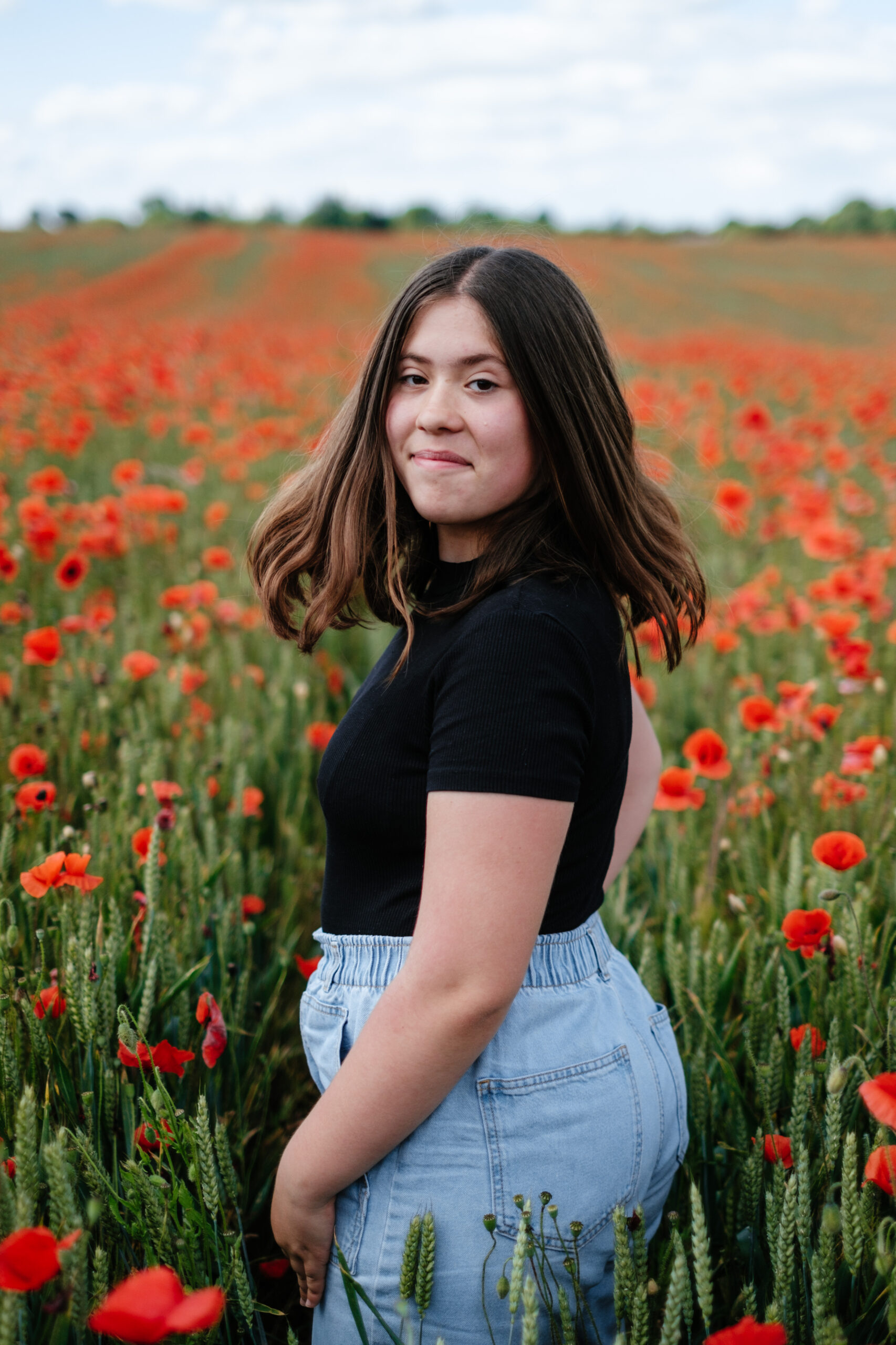 portrait d'ado - manche - champs de coquelicots - audrey guyon