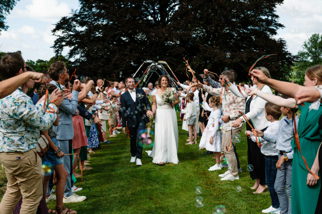 Photographe mariage manche - cérémonie laique - chateaux de la lucerne - audrey guyon